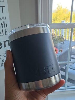 Yeti Navy Blue Stainless Steel Insulated Can Cooler